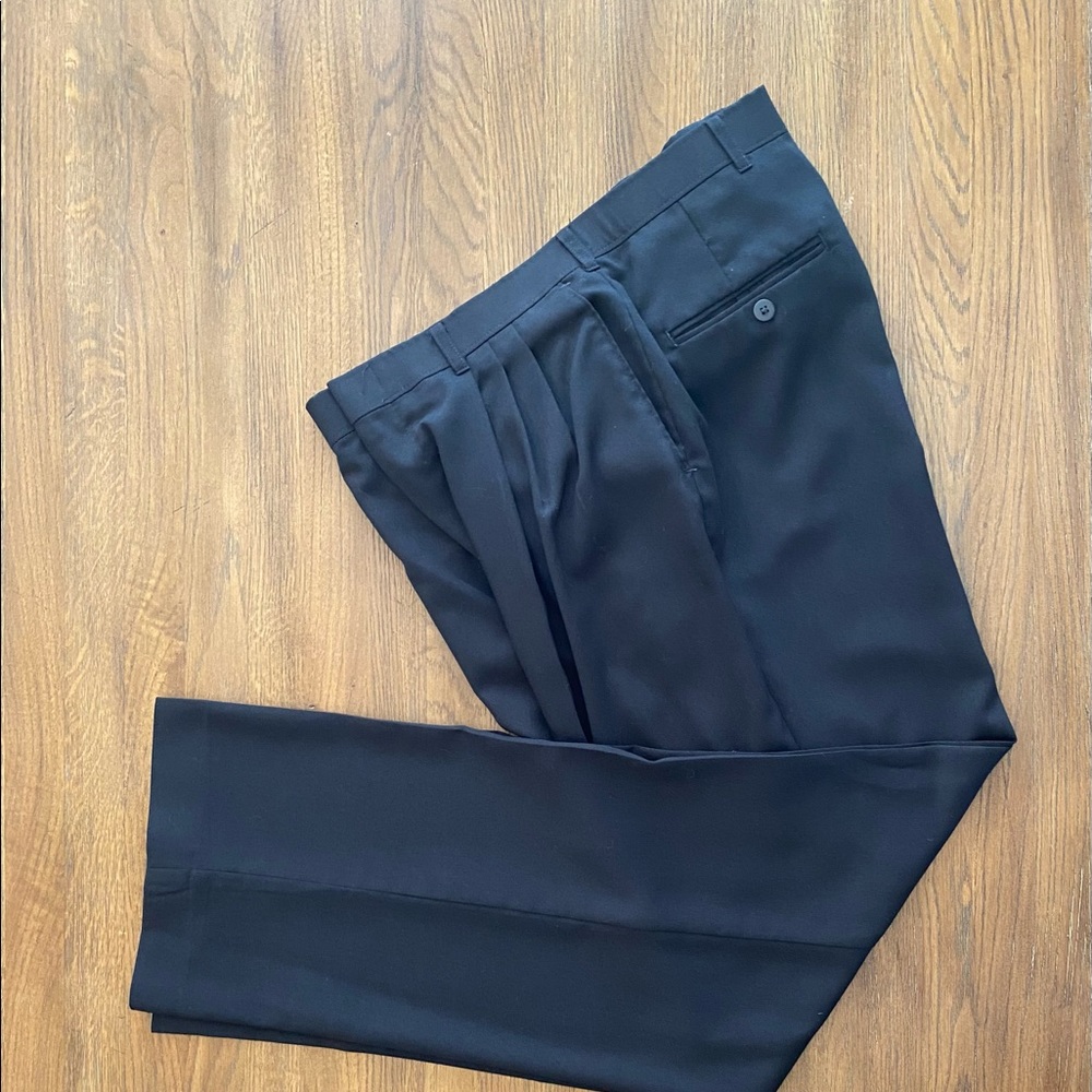 Mens black Haggar Clothing Co black slacks